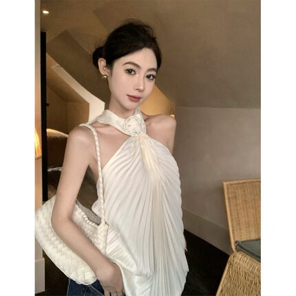 重工镶钻压褶缎面挂脖露背上衣女夏季设计感宽松显瘦气质无袖背心