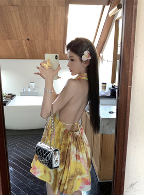 美式韩版黄色碎花挂脖连衣裙性感露背2024时尚新款辣妹风裙子女夏