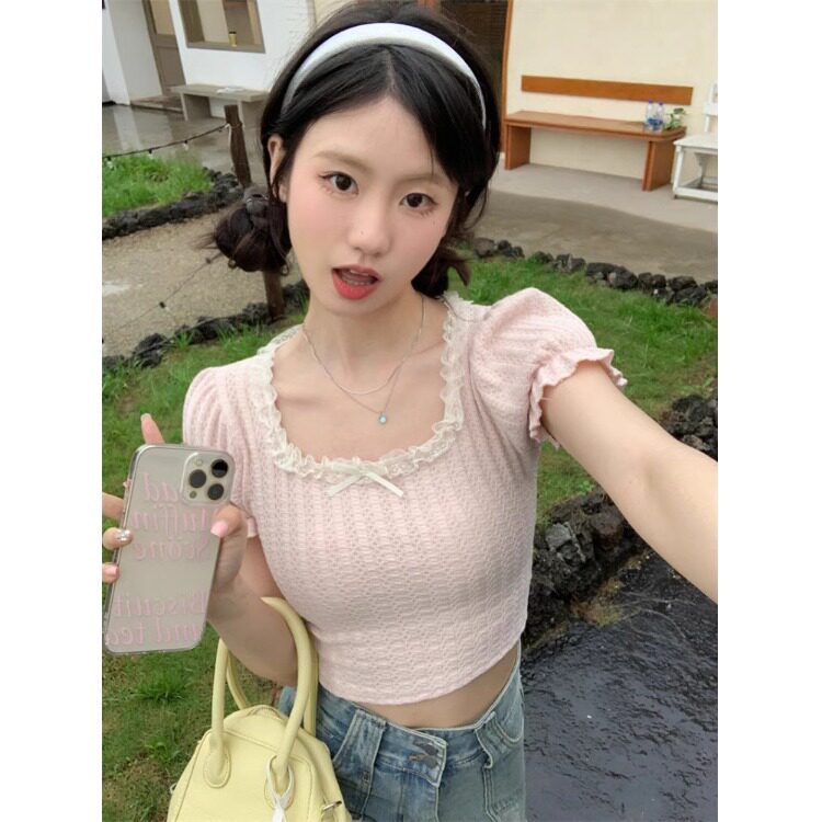 方领蝴蝶结黑色T恤女装夏季新款泡泡袖短款甜辣修身显瘦短袖上衣