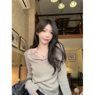 温柔风软糯V领短款针织衫毛衣女秋冬修身内搭翻领粉色打底衫上衣