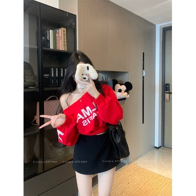 美式复古字母印花一字肩长袖卫衣