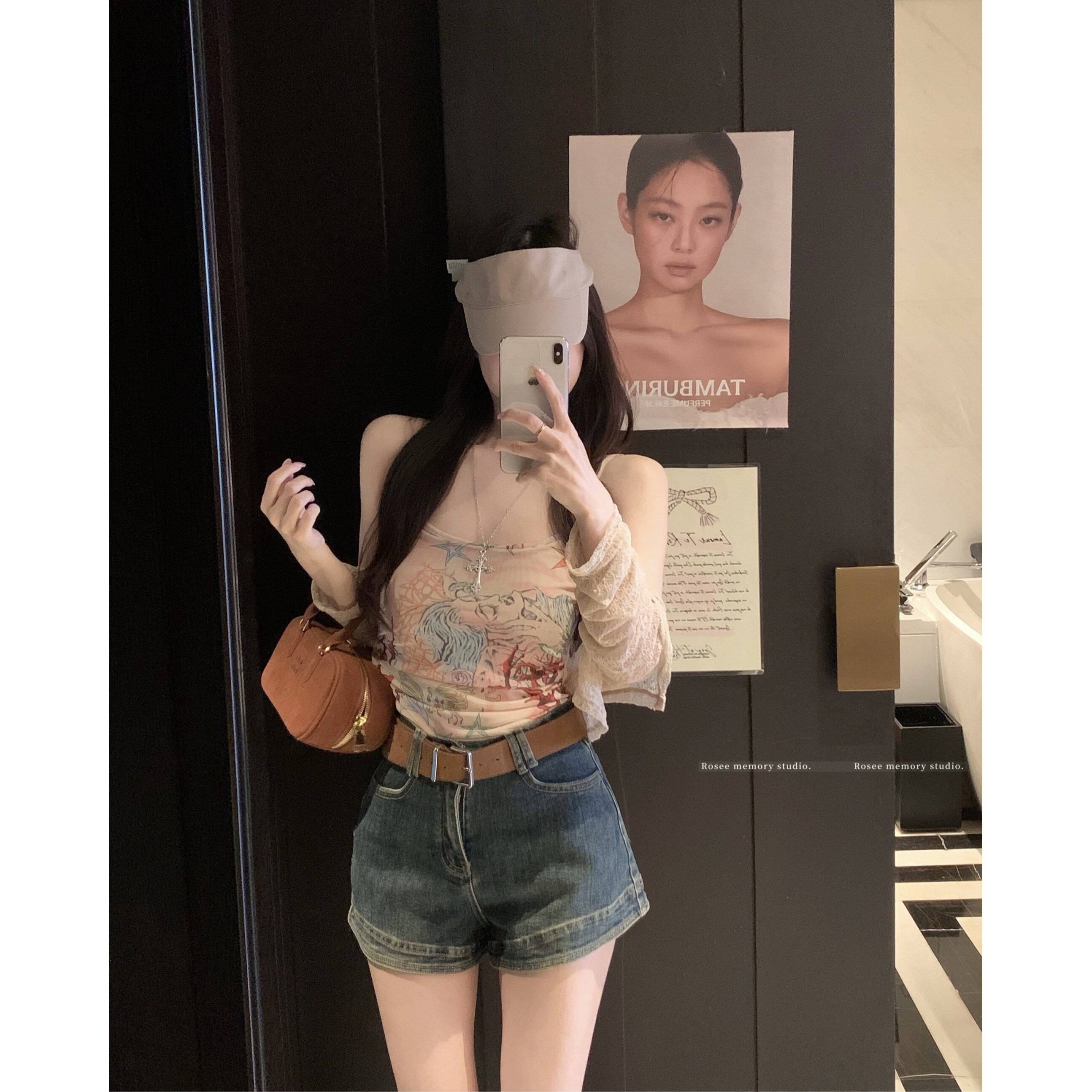 辣妹纯欲薄款蕾丝吊带开衫套装