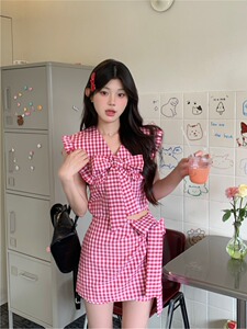 蝴蝶结格子连衣裙套装女气质设计感小众上衣半身短裙子两件套夏季