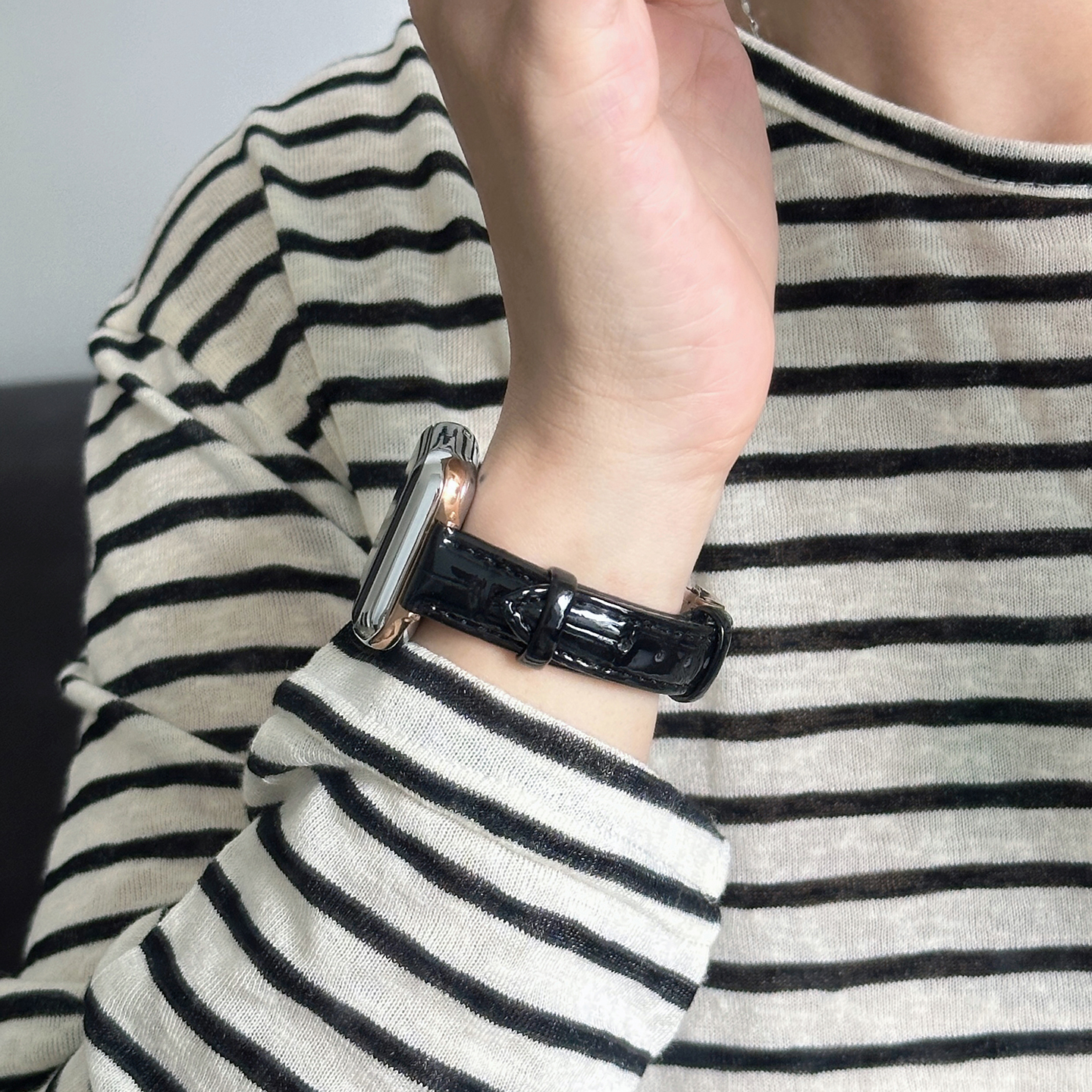 真皮鳄鱼纹小蛮腰皮革适用苹果手表iwatch11表带applewatch10新款手表带S9小众S8高级感S7创意S6腕带SE女款潮