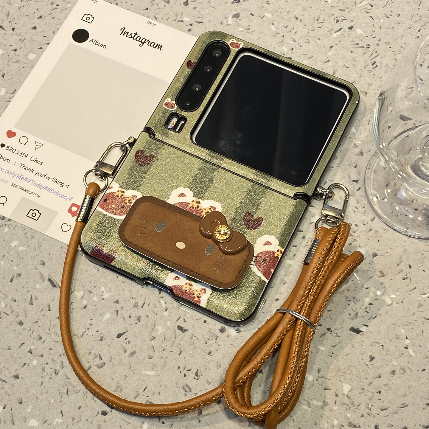 皮质可爱卡通KT猫适用华为purax折叠屏手机壳p50外壳Pocket2小米mixflip2三星zflip7挂绳6支架5/pura/x典藏版