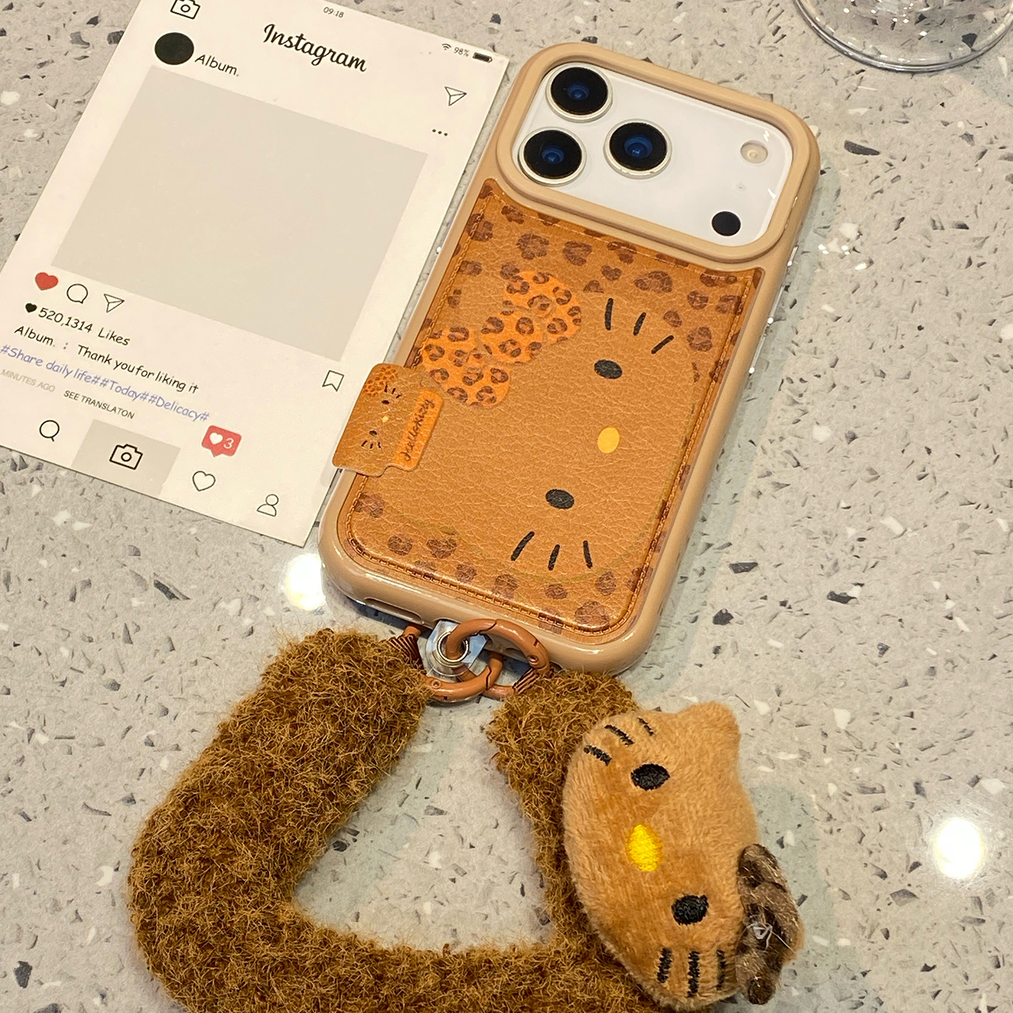 【每日新品】可爱复古豹纹大脸kt猫适用于苹果15手机壳iphone16保护套14挂绳13新款17promax/16pro/max手机套