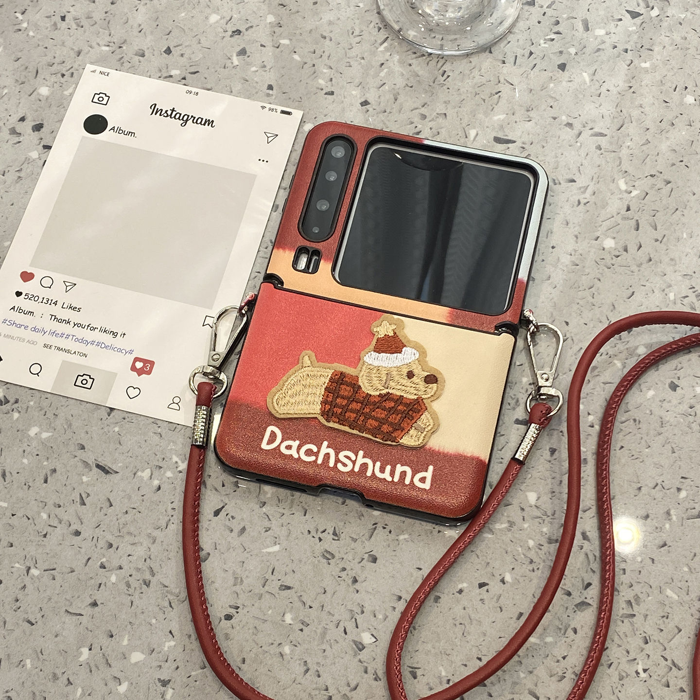 【每日新品】秋冬可爱刺绣腊肠狗适用华为purax手机壳Pocket2小米mixflip2/pura/折叠屏x三星zflip7典藏版6/5
