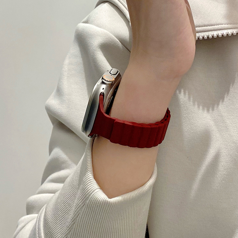小巧硅胶磁吸表带适用iwatc10苹果S9手表applewatch8/76表带情侣高级创意双色小蛮腰新款ultra男女款透气运动