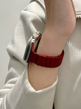 小巧硅胶磁吸表带适用iwatc10苹果S9手表applewatch8/76表带情侣高级创意双色小蛮腰新款ultra男女款透气运动