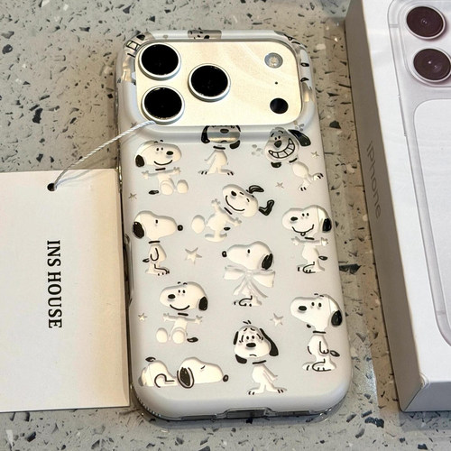 可爱白底镂空史努比适用于苹果18promax手机壳iphone17pro保护套16/15新款17pm超好看巨好看外壳高级感小众款