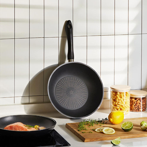 韩国代购HAPPYCALL不粘锅家用炒锅电磁炉通用含钛不沾炒菜锅