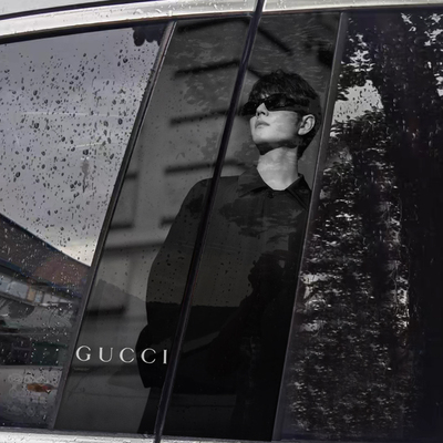 鲁匠肖战B柱亮面定制车贴