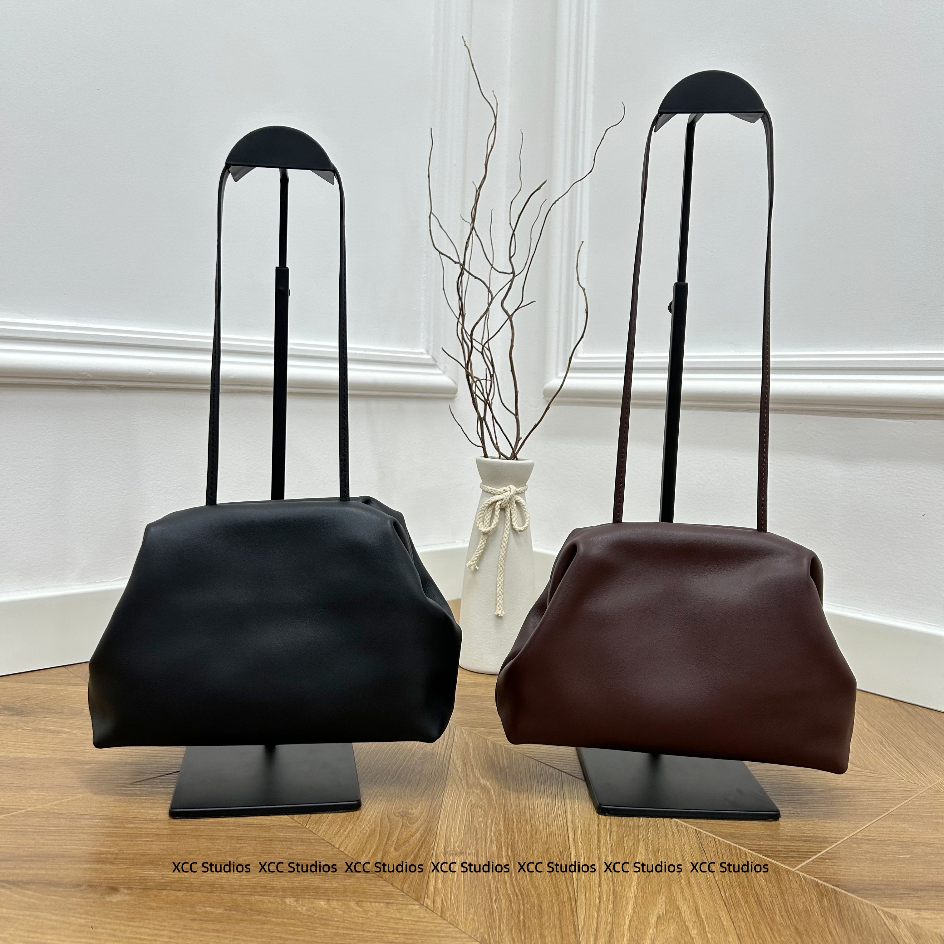 新款天花板/实拍】意大利头层牛皮云朵手拿单肩斜挎女款精致包包