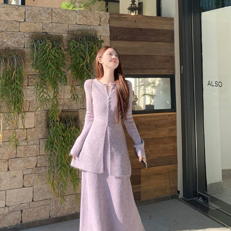 秋季新款温柔毛衣单排套装秋冬针织新款修身显瘦设计开叉半身裙两