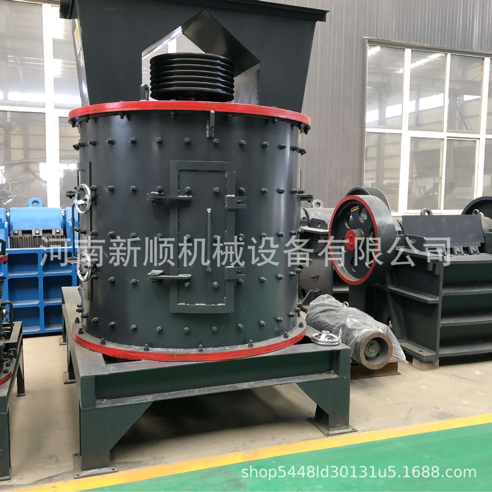 矿山铁矿石粉碎机 小型鹅卵石制砂机 石英石复合式破碎机电动