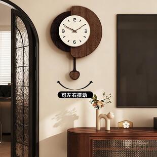中古风挂钟客厅2026新款家用餐厅挂表创意时钟挂墙高级感复古钟表