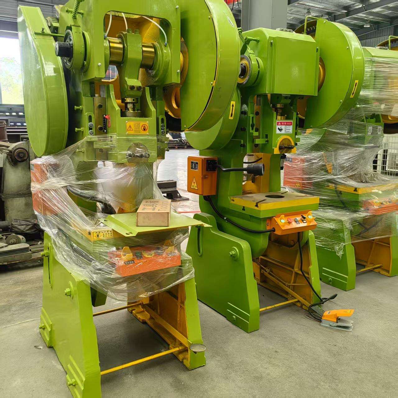 直销JB23-16吨小型压力机标准型、质量保证支持定购电动