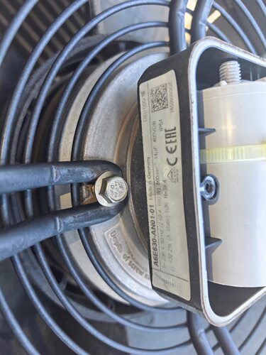 A6E630-AN01-01 M6E110-GF 230V2.62A原装正品德国进口变频器风扇
