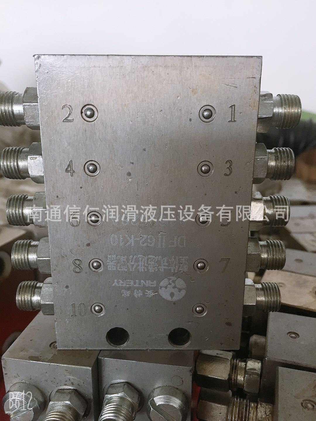 专业生产SSV-10单线递进式分配器