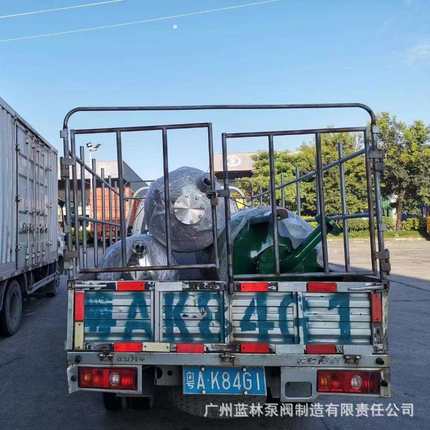 SQL600*1.6立式不锈钢隔膜稳压罐卫生级隔膜稳压罐