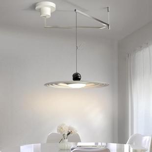 北欧摇臂餐厅吊灯现代简约餐桌吧台灯奶油风设计师可位移飞碟吊灯