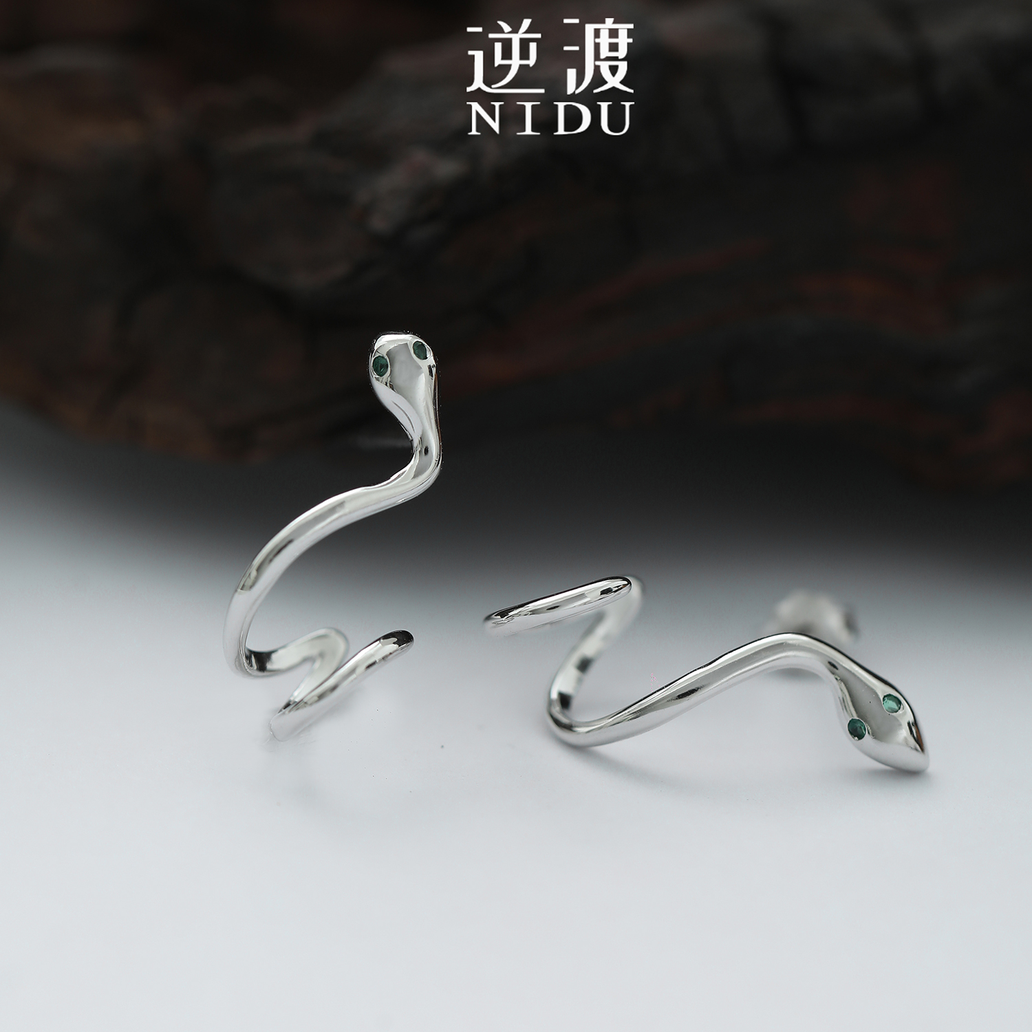 逆渡NIDU（双生灵蛇）S925纯银不掉色养耳睡觉耳扣不要摘轻奢高级