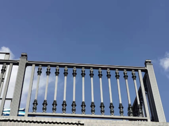 厂销铝艺护栏别墅庭院围墙户外阳台栏杆小区花园楼顶围栏铝合金栅