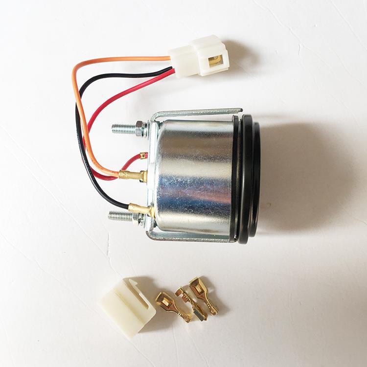 电压表18-32v 货车汽车24v圆形55mm指针式电压表汽车货车