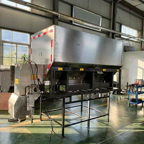 小型工业洒盐机械 1-9米宽可调的融雪剂撒布机 3方车载式撒盐机