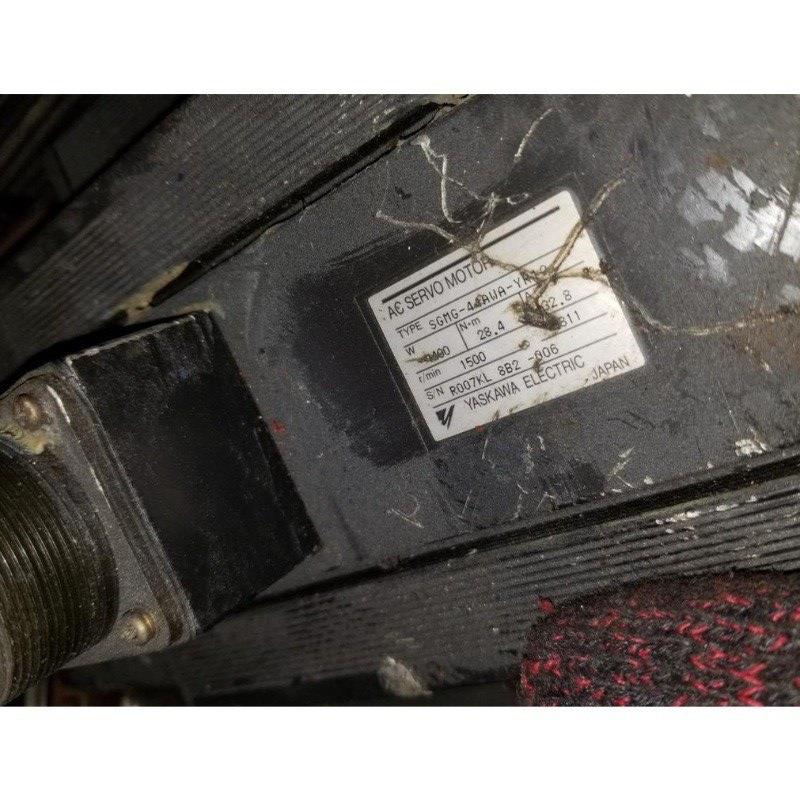 SGMPH-15A1A-YR11安川电机SGMG-55A2AC SGMG-55A2A1 SGMG-44A2AC