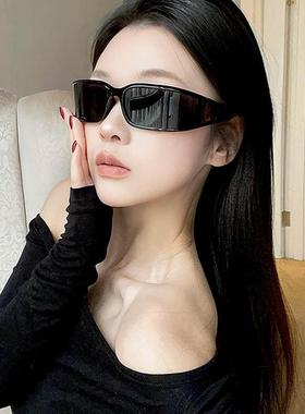 2025新款高级感发箍太阳眼镜覆古未来感防晒二合一曲面太阳眼镜抗
