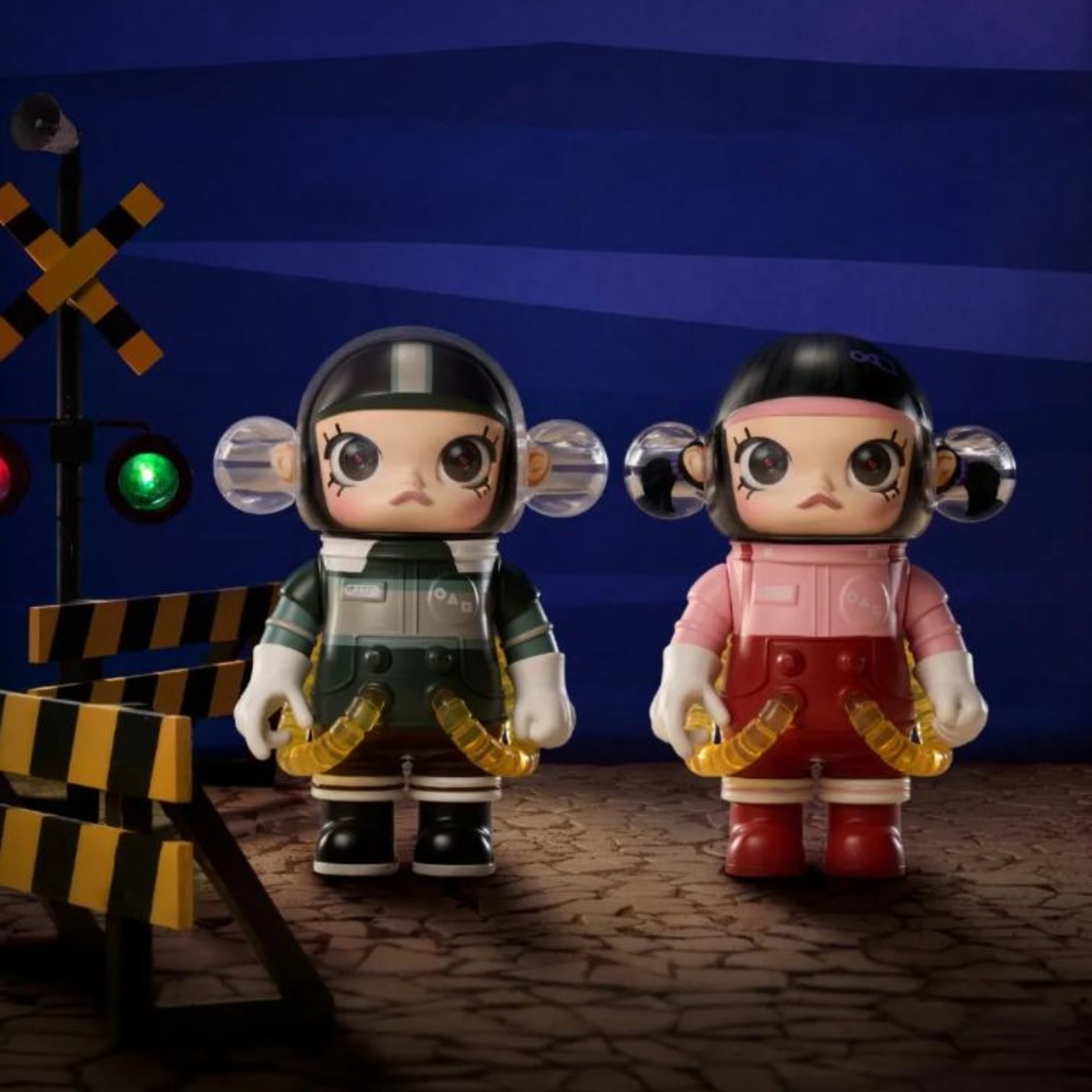 MOLLY100%吊卡下雨天 嫣胭 荆棘 蜜糖 小爱神 米奇 鱿鱼套装 奇奇,模玩/动漫/周边/娃圈三坑/桌游,潮玩明盒/吊卡,淘宝优惠券,粉丝福利购,淘宝优惠卷