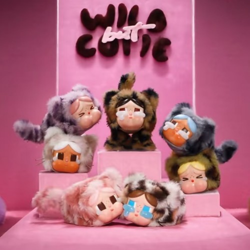 泡泡CRYBABY豹豹猫猫搪胶手办