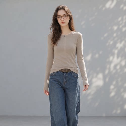 HUAAPPUW燕麦色拉链半开领T恤女