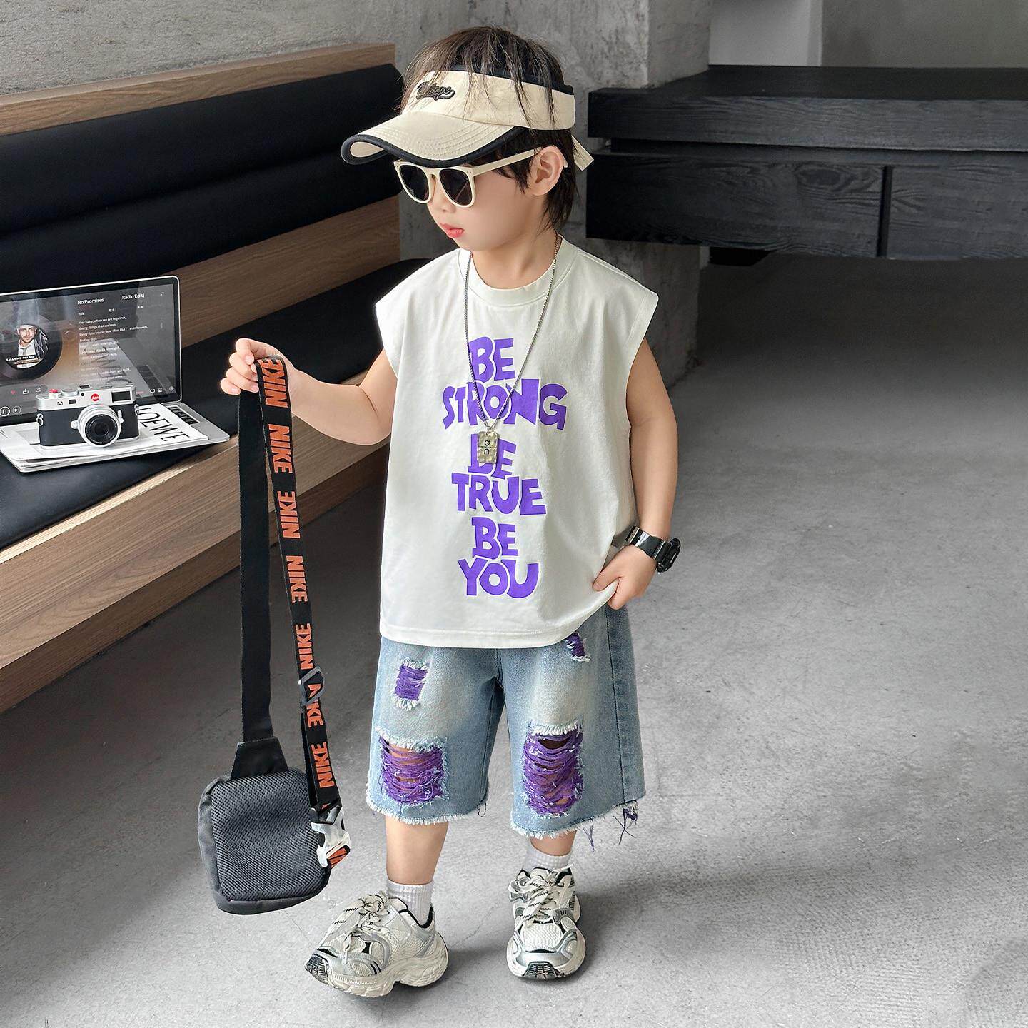 男童背心套装韩版痞帅儿童衣服夏2026新款宝宝破洞牛仔短裤两件套