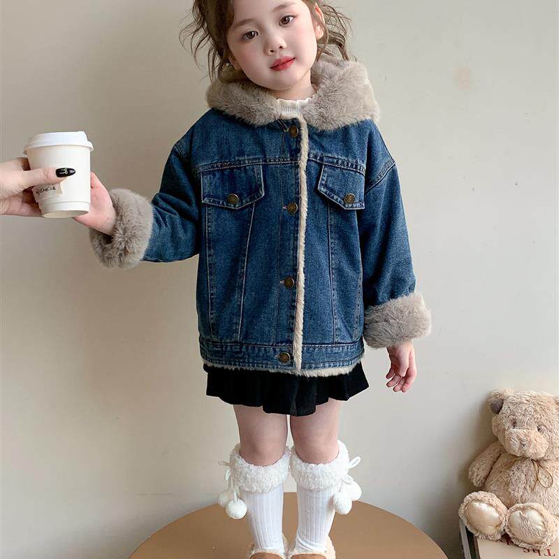 女娃娃冬季新款拉布布加绒牛仔外套小姑娘兔耳毛领外衣加厚夹克衫