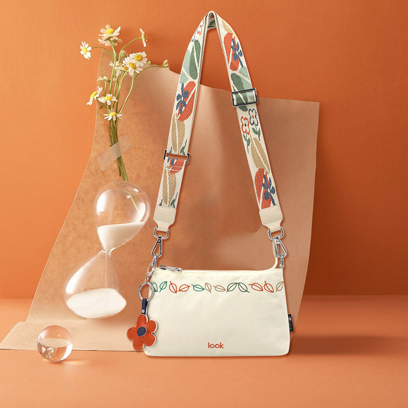 花间公主斜挎包单肩包小包女帆布包包尼龙包布包女士尼龙布look