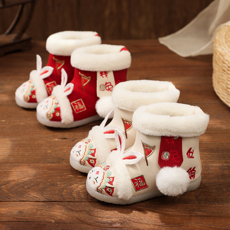 国风雪地靴加绒棉鞋周岁汉服鞋子