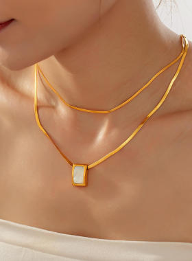 欧美跨境复古方形白海贝吊坠项链钛钢镀18k真金小众设计高端首饰