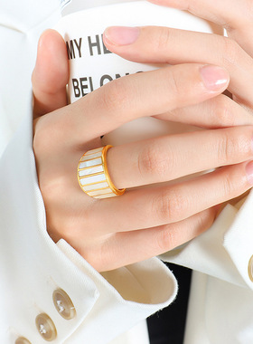 法式新款设计复古白海贝戒指宽版