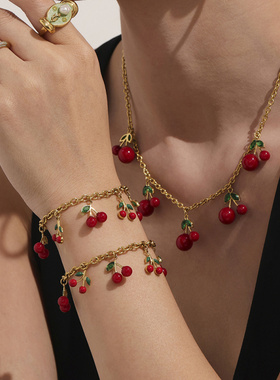 摩天轮简约滴油红色樱桃绿锆石叶