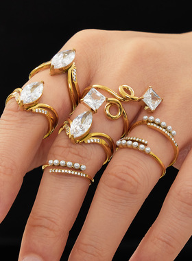 时尚仿珍珠款戒指V形曲线镶嵌锆