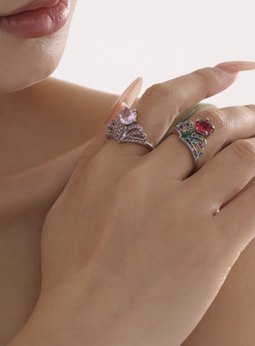 摩天轮不锈钢鸽子蛋粉色大钻皇冠