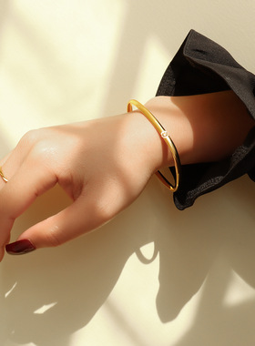 欧美风ins几何钛钢18k金商务手镯