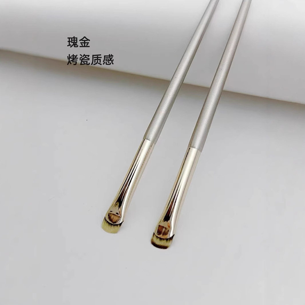 沧州化妆刷K192月牙形眼