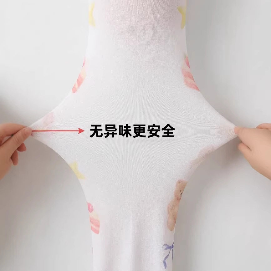 童趣风女童白色薄款丝袜