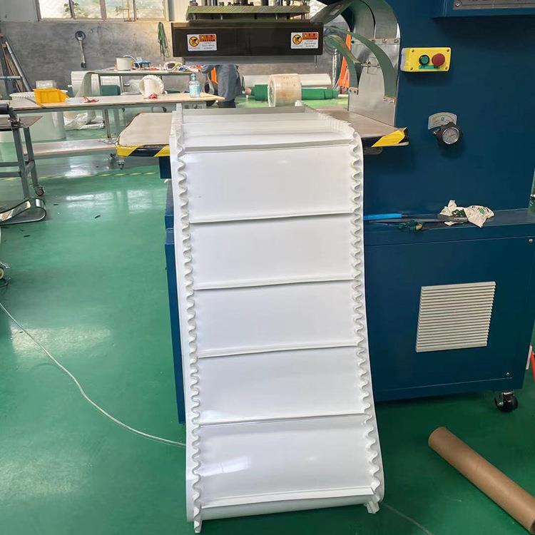 耐磨耐热抗老化食品输送带 饮料加工运送平稳传送带 工业鑫源皮带