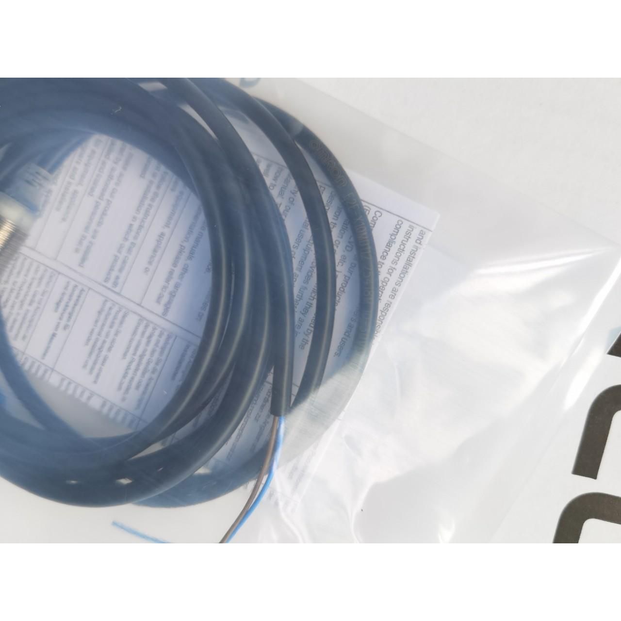 接近开关 E2E-X10MD112