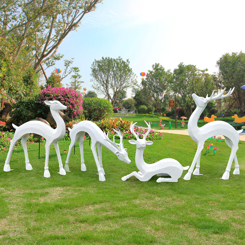 园林景观小品抽象梅花鹿玻璃钢鹿户外白鹿雕塑小区商场草坪装饰品