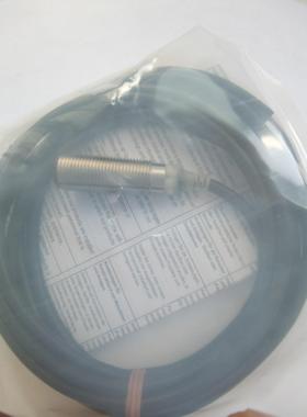 按近开关 限位开关 E2E-X7D112-TR 双色灯